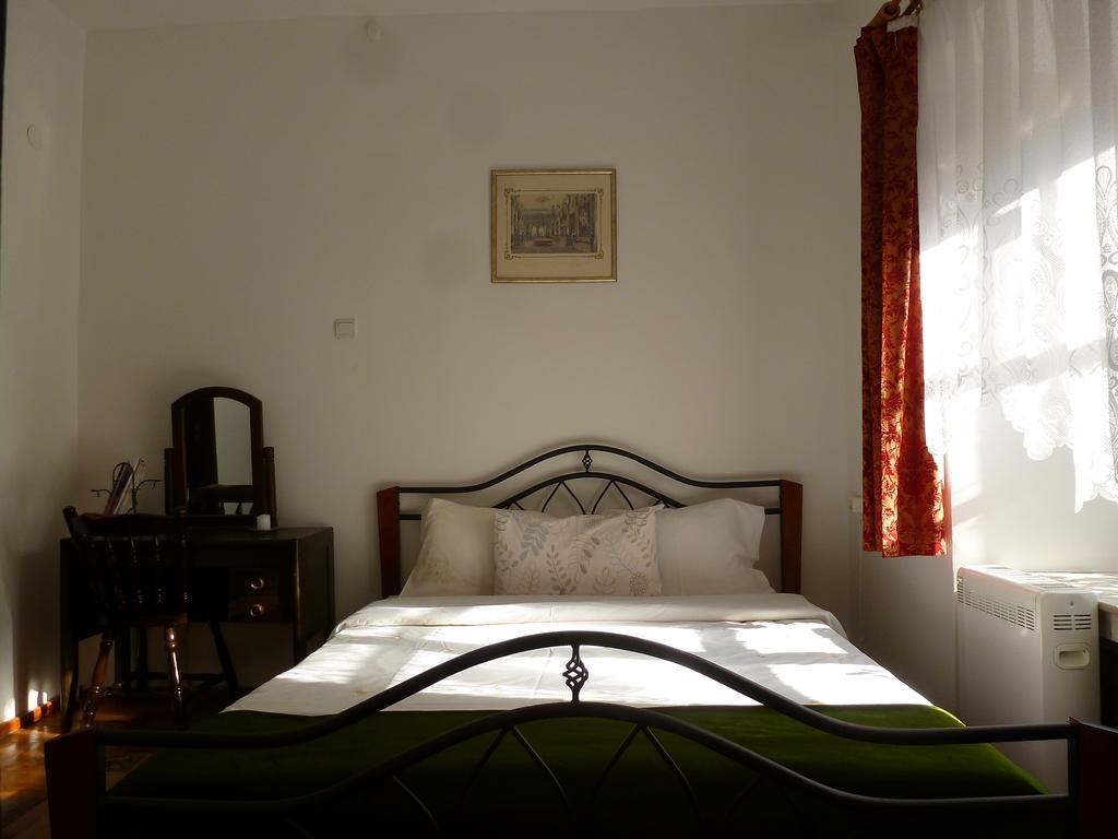 Seven Fridays Guest House Vilnius Bilik gambar
