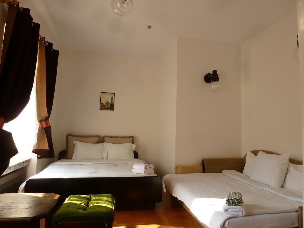 Seven Fridays Guest House Vilnius Bilik gambar