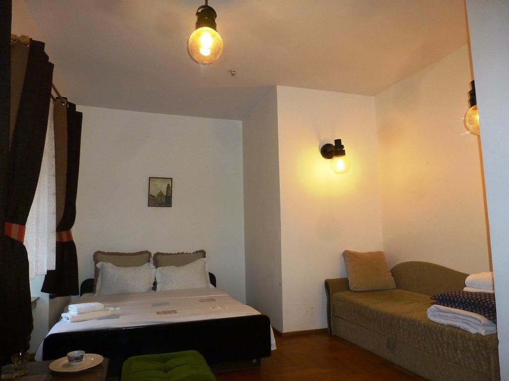 Seven Fridays Guest House Vilnius Bilik gambar